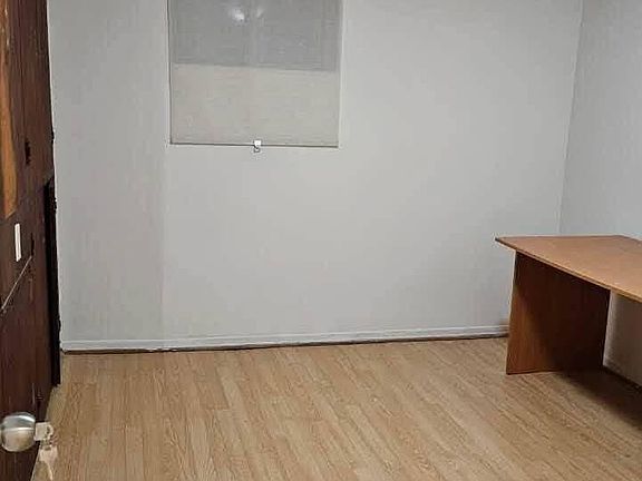4th image of 38 Harding Blvd Basement 2