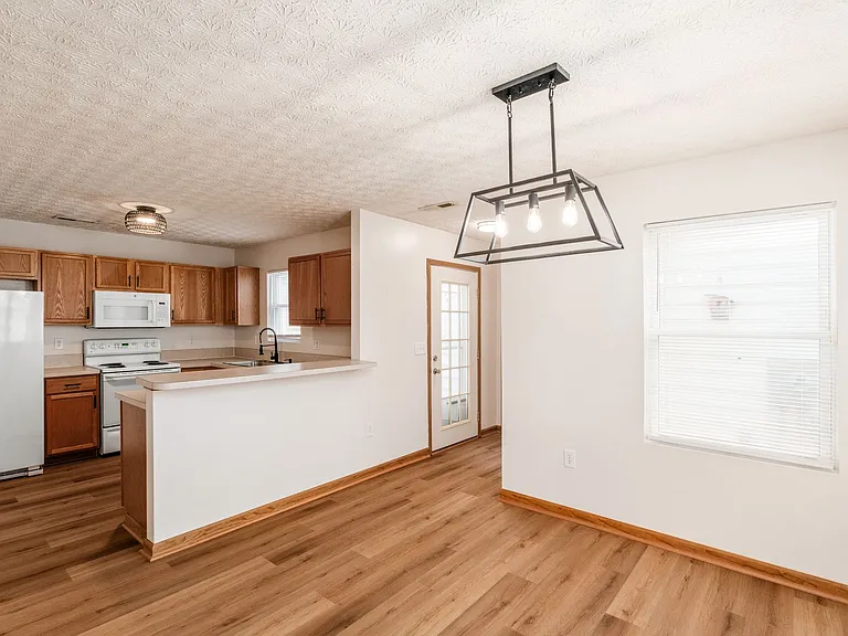 6201 Norway Glen Ave — Photo 21