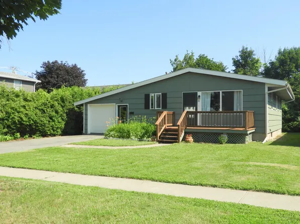 81 Bailey Ave, Plattsburgh, NY 12901