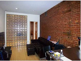 Rented by R New York