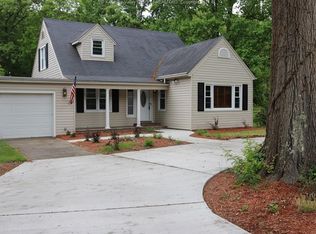 1542 Hampton Rd, Charleston, WV 25314