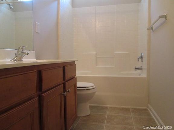 5th image of 1697 Lillywood Ln