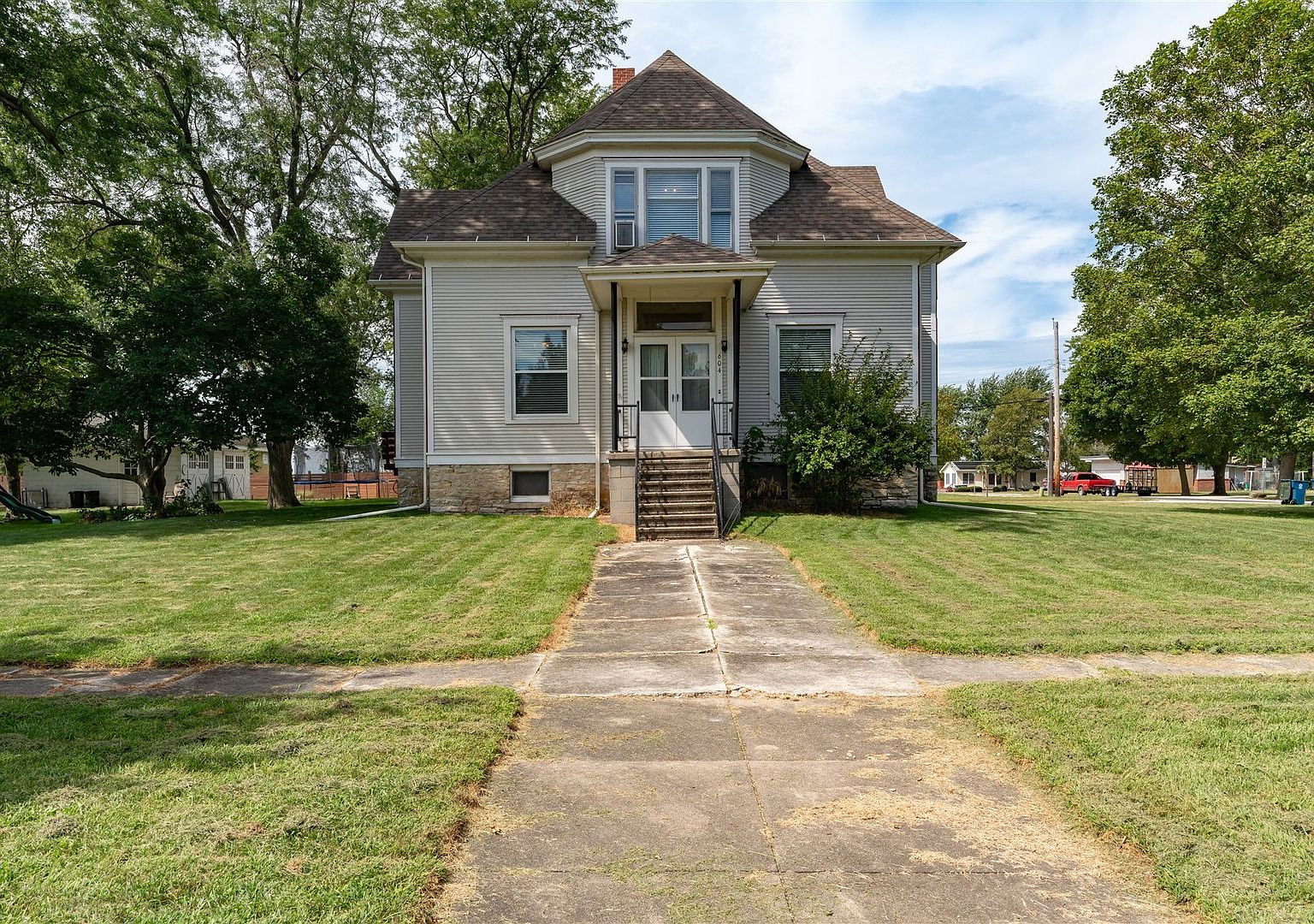 604 Mason St, Chenoa, IL 61726 MLS 11876859 Zillow