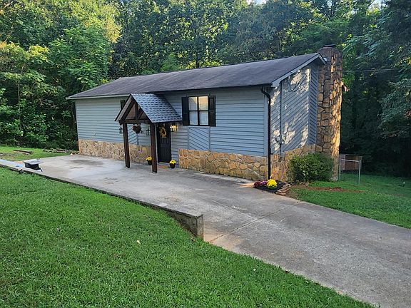 2nd image of 2324 Brandi Ln