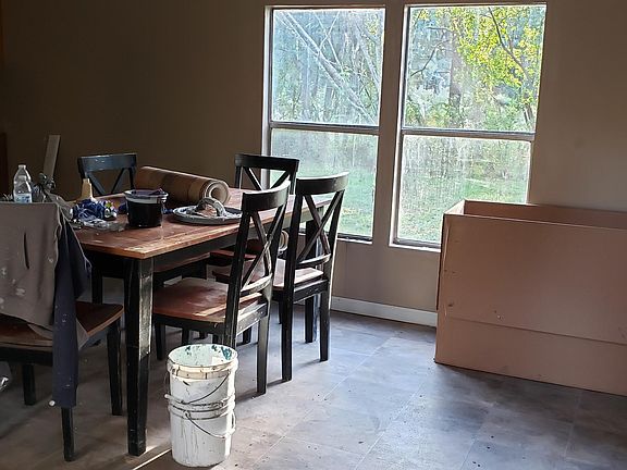 5th image of 7954 Smart Ave
