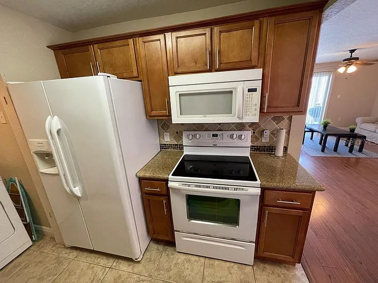 524 Orange Dr #11 — Photo 14