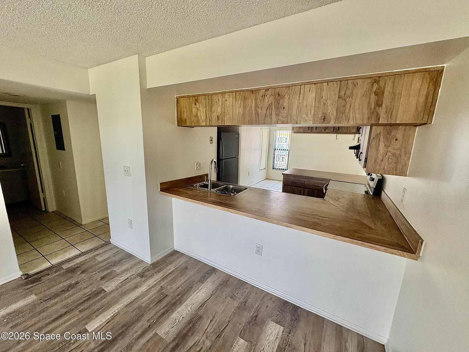 2 bed, 2.0 bath, 977 sqft, $1,650 — Photo 4