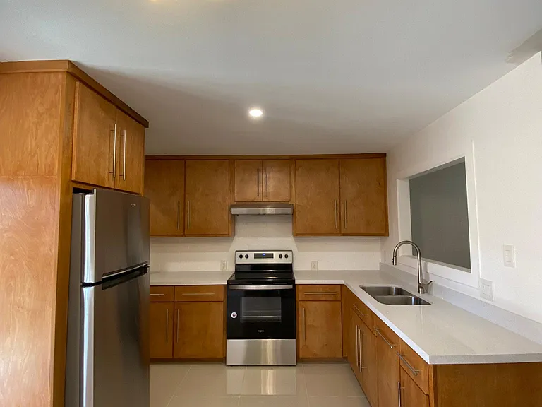 1018 Ursula St — Photo 2