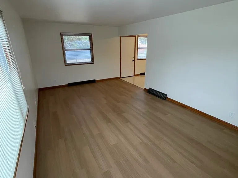 2935 Leslie Ln #2935 — Photo 3
