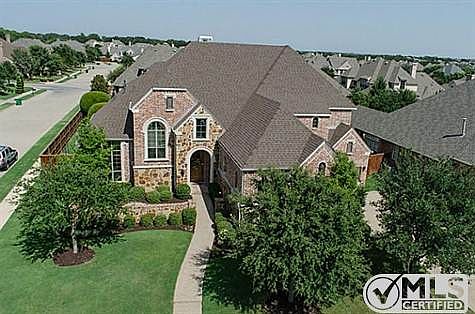 1st image of 5208 Temple Dr