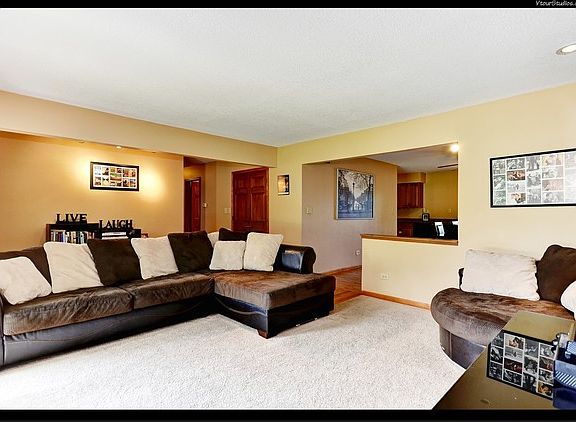 5th image of 20708 S Canterbury St