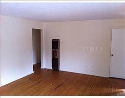2nd image of 1341 S Michigan Ave