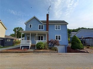 109 McKenna Ln, Irwin, PA 15642