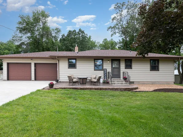 20511 Flag Trl, Prior Lake, MN 55372