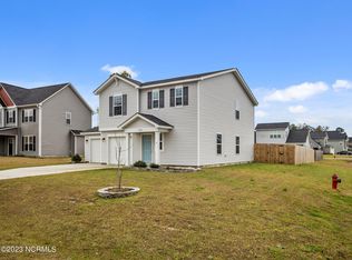 900 Haystack Ln, Jacksonville, NC 28546