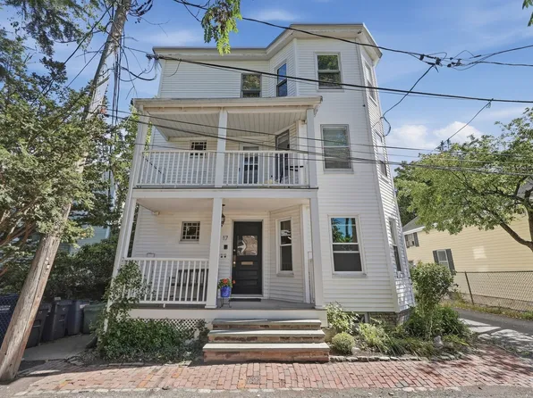17 Locust Ter #1, Cambridge, MA 02138