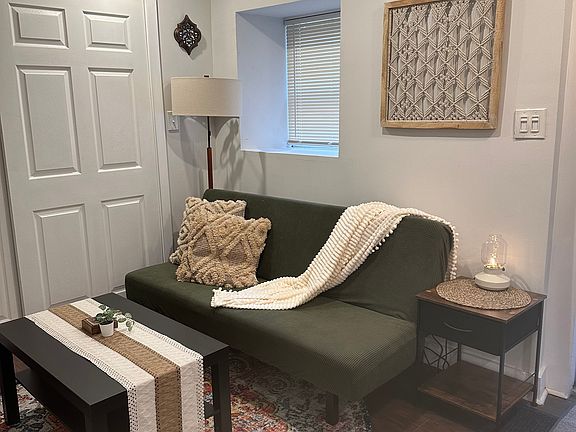 3rd image of 6855 N Franklin St #1