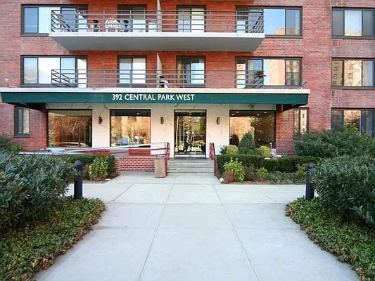 Sold by Sotheby's International Realty | media 8