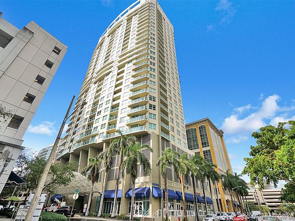 2nd image of 350 SE 2nd St APT 1480