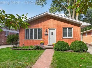 19361 Saint Francis St, Livonia, MI 48152