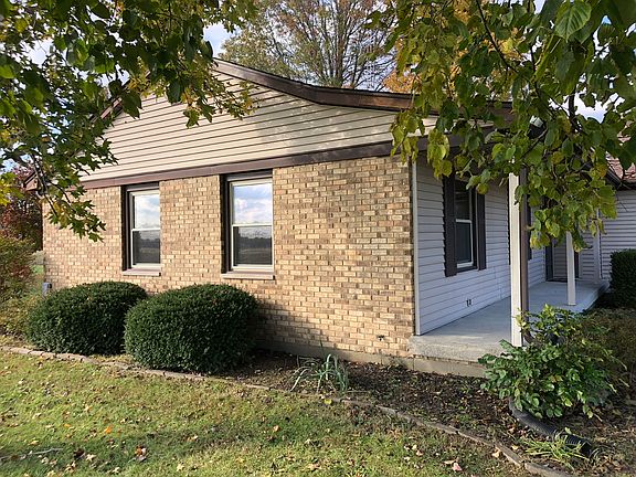 4th image of 10000 N County Road 525 E