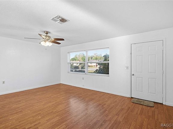 4th image of 223 S Lincoln Ave