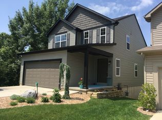 2322 Wills Hollow Dr, Saint Peters, MO 63376