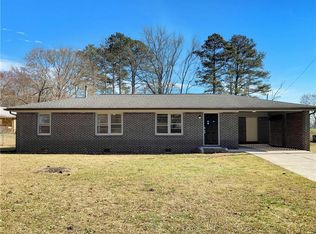 68 Bill Cir, Carrollton, GA 30117