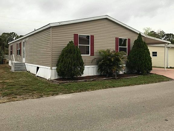 3rd image of 337 Eland Dr