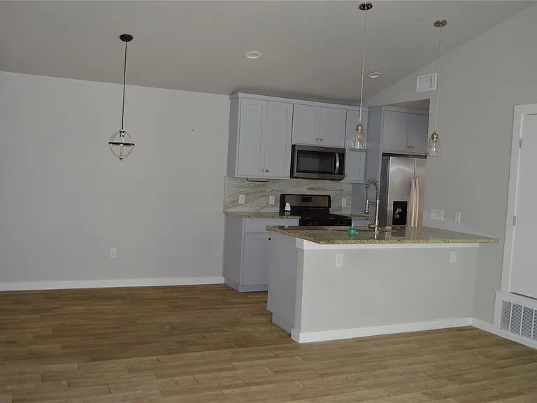 9404 Menchaca Rd #A — Photo 2