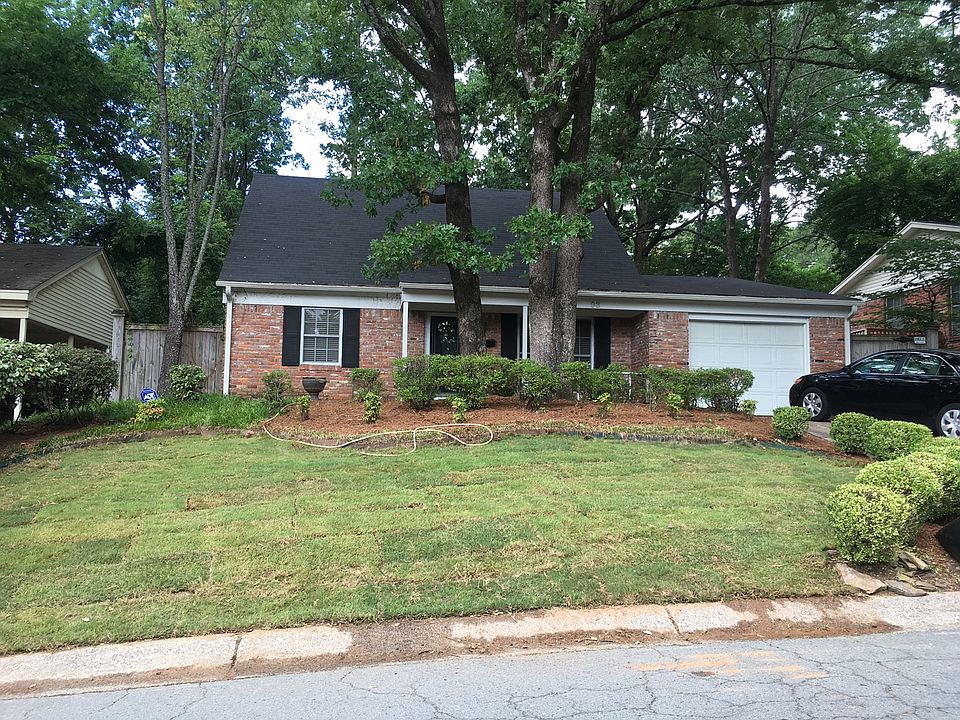 1st image of 93 White Oak Ln