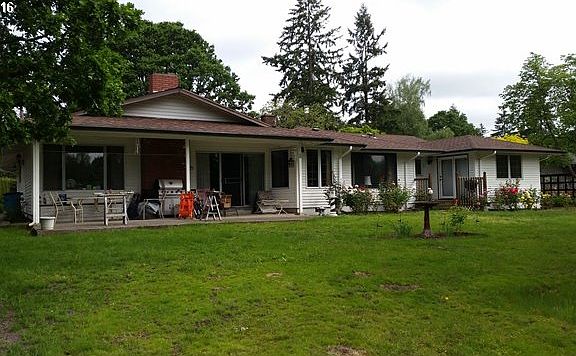2nd image of 9901 NE Oakhurst Dr