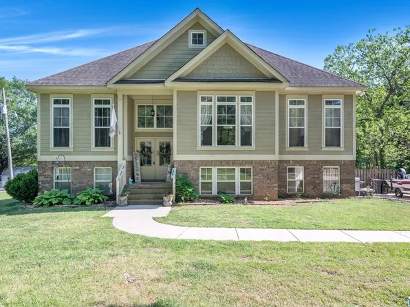 8434 Wade Rd, Warrior, AL 35180