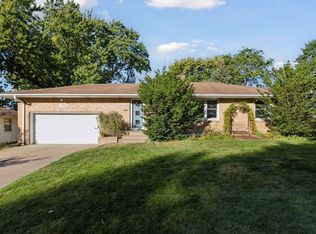 3012 Rankin Rd, Saint Anthony, MN 55418