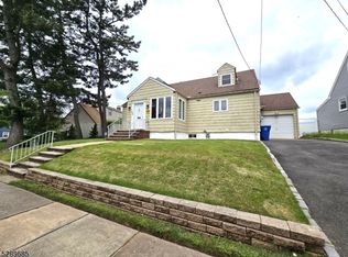 140 Springfield Rd, Linden, NJ 07036