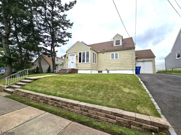 140 Springfield Rd, Linden City, NJ 07036