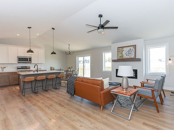 3rd image of 5117 149th St