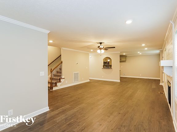 3rd image of 1053 Brightwood Ct