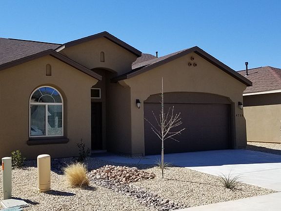 2nd image of 4758 La Poblana Ave