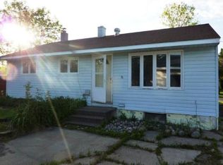 216 Elmwood Rd, Hoyt Lakes, MN