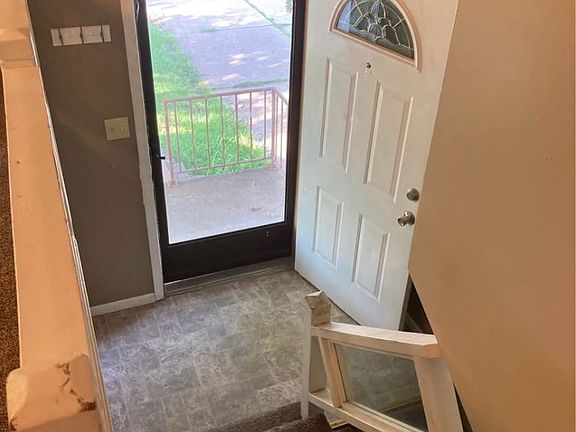 5th image of 228 Green Jade Estates Dr