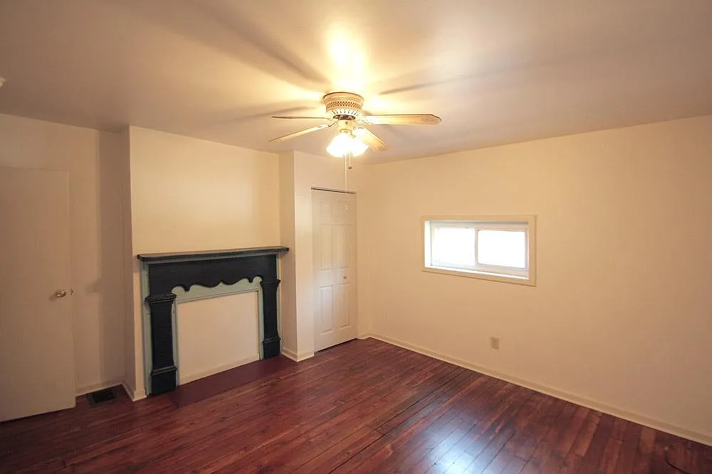 2 bed, 890 sqft, $1,399 — Photo 4