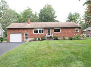 21 Frederick Pl, Delmar, NY 12054
