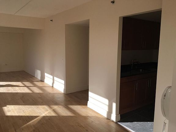 2nd image of 200 Schermerhorn St APT 621