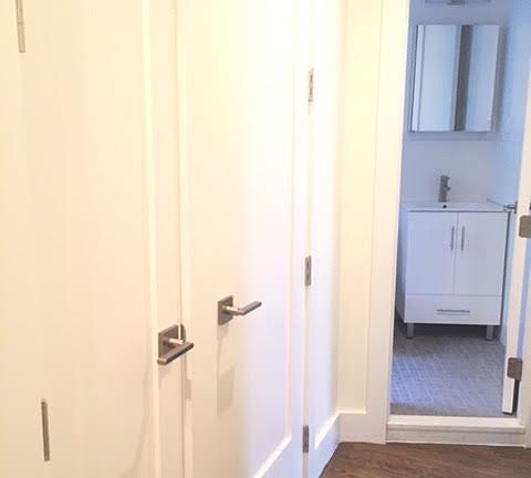 4th image of 975 Washington Ave APT 2F