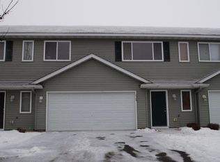 1368 Willow Trl, Farmington, MN 55024