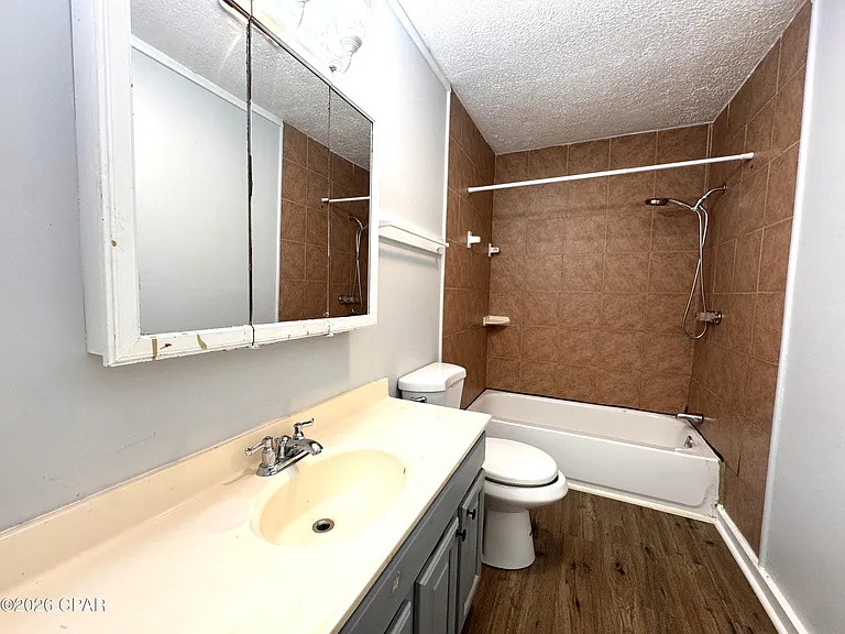 237 Helen Ave #E — Photo 20