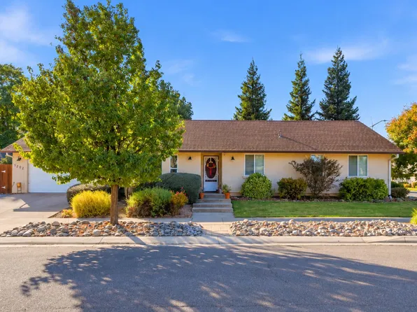 7202 Legacy Ct, Redding, CA 96001