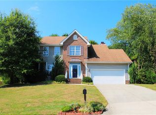 11 Haskins Ct, Greensboro, NC 27410