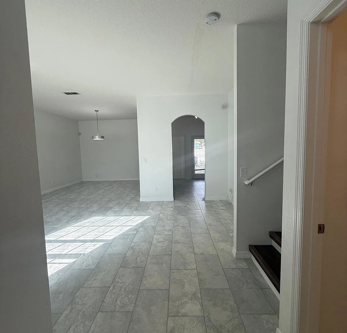 3 bed, 2.5 bath, 1557 sqft, $2,250 — Photo 3